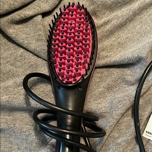 Hair straightening brush